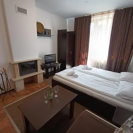 Apartment студио в мария антоанета резидънс *