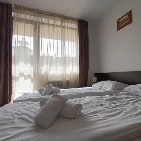 Apartment студио в мария антоанета резидънс *